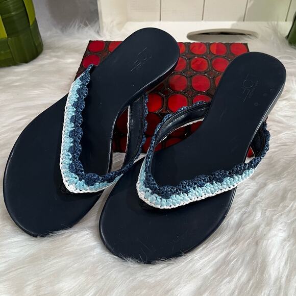NEW LOFT Crochet Tri Tone Multicolor Blue Flip Flop Thong Slide Sandal 5/5.5 - Picture 1 of 14